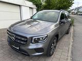 Mercedes-Benz GLB 250 4MATIC DCT -