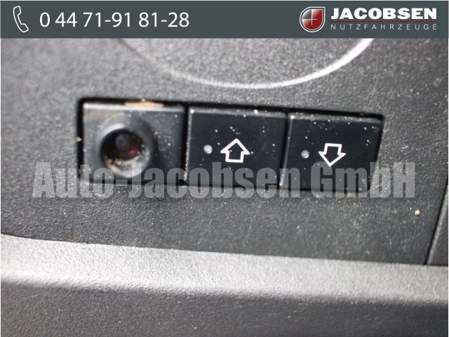 Fahrzeugabbildung Iveco Daily 70C18 DoKa / 3. S-Kipper / 2x AHK / Klima
