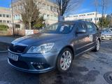 Skoda Octavia Combi RS *TÜV NEU* PANORAMA* ALCANTARA* - Skoda Octavia aus 2012: RS