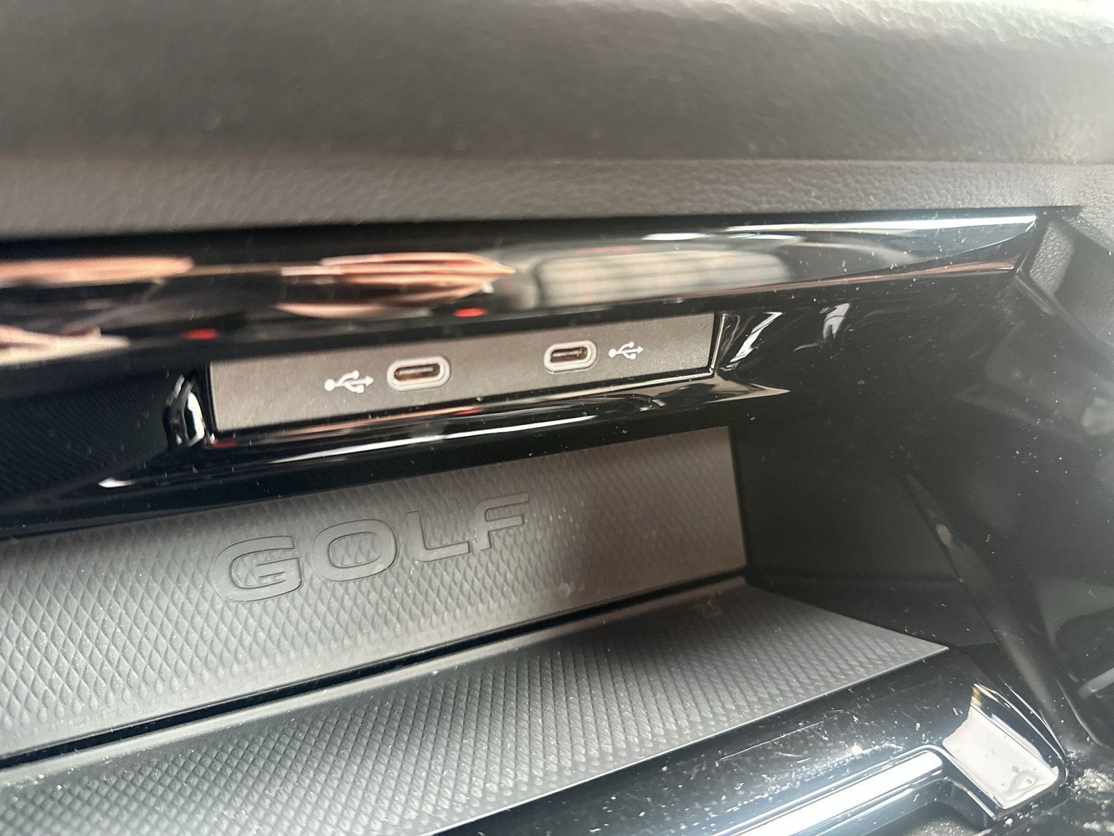 Volkswagen Golf GTI 2,0 l TSI OPF 195 kW (265 PS) 7 - DSG foto 21