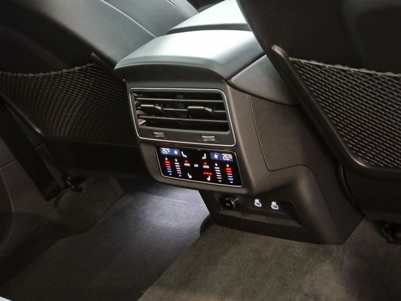 Audi SQ8 - Bild 16