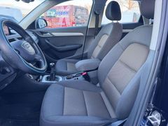 Fahrzeugabbildung Audi Q3 2.0 TDI KAMERA SCHECKHEFT AHK