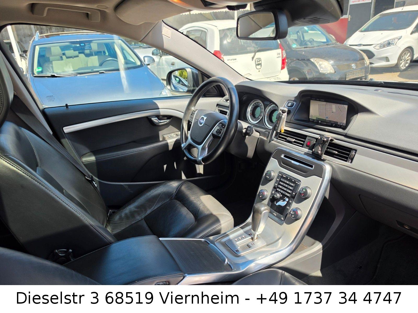 Volvo V70 2012 — photo 7