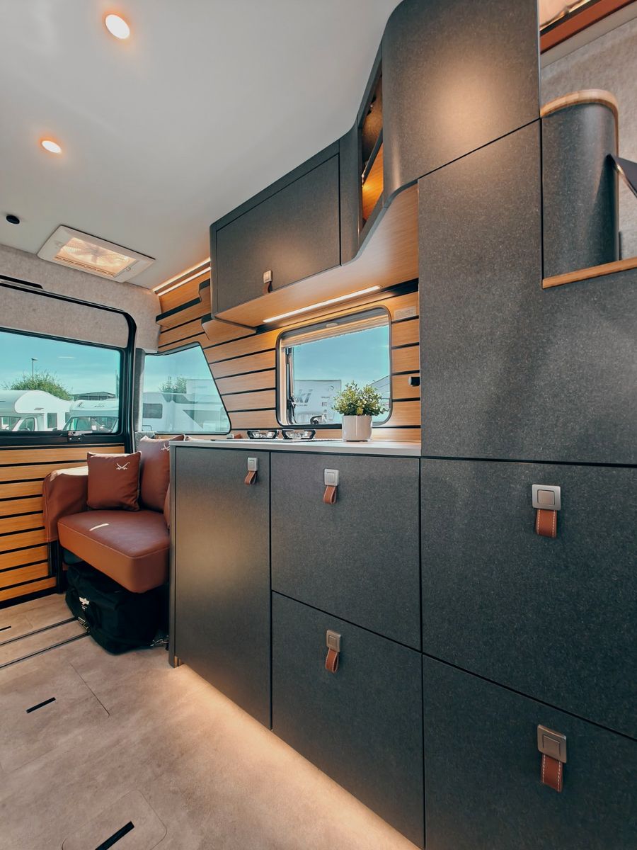 Fahrzeugabbildung HYMER / ERIBA / HYMERCAR VENTURE S 4x4 SANSIBAR® LTD. 1 OF 7 by palmo