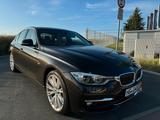 BMW 335 Baureihe 3 Lim. 335 d xDrive Luxury Line - BMW 335 mit Diesel-Antrieb