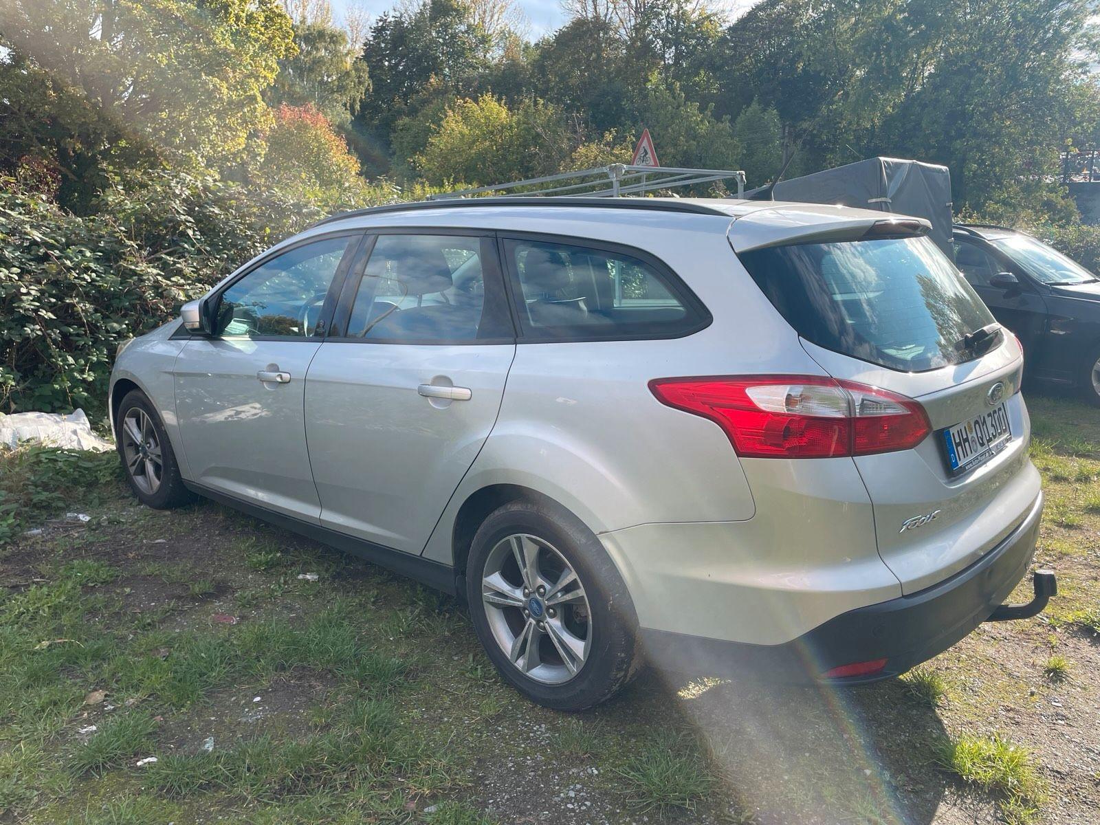 Ford Focus 2012 — photo 12