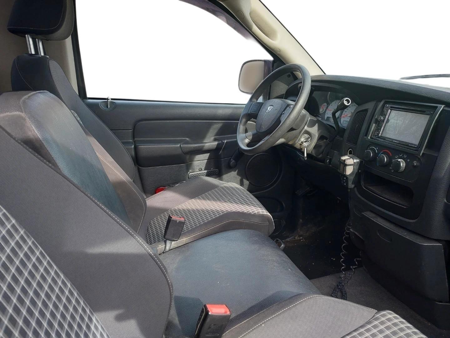 Dodge Ram 2004 — photo 5