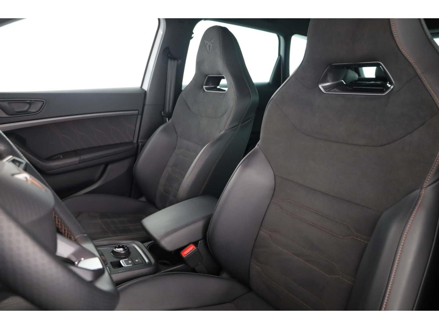 Cupra Ateca 2.0 TSI 4Drive VZ DSG AHK/LED/ACC/RFK/DAB, миниатюра 10