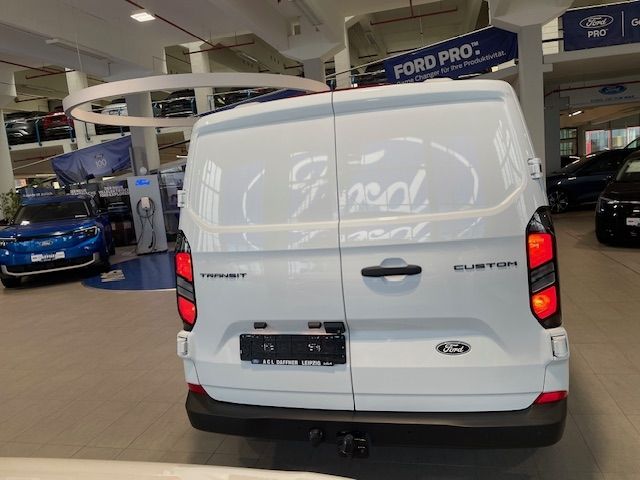 Fahrzeugabbildung Ford Transit Custom Kasten DOPPELKABINE 300 L2 Trend