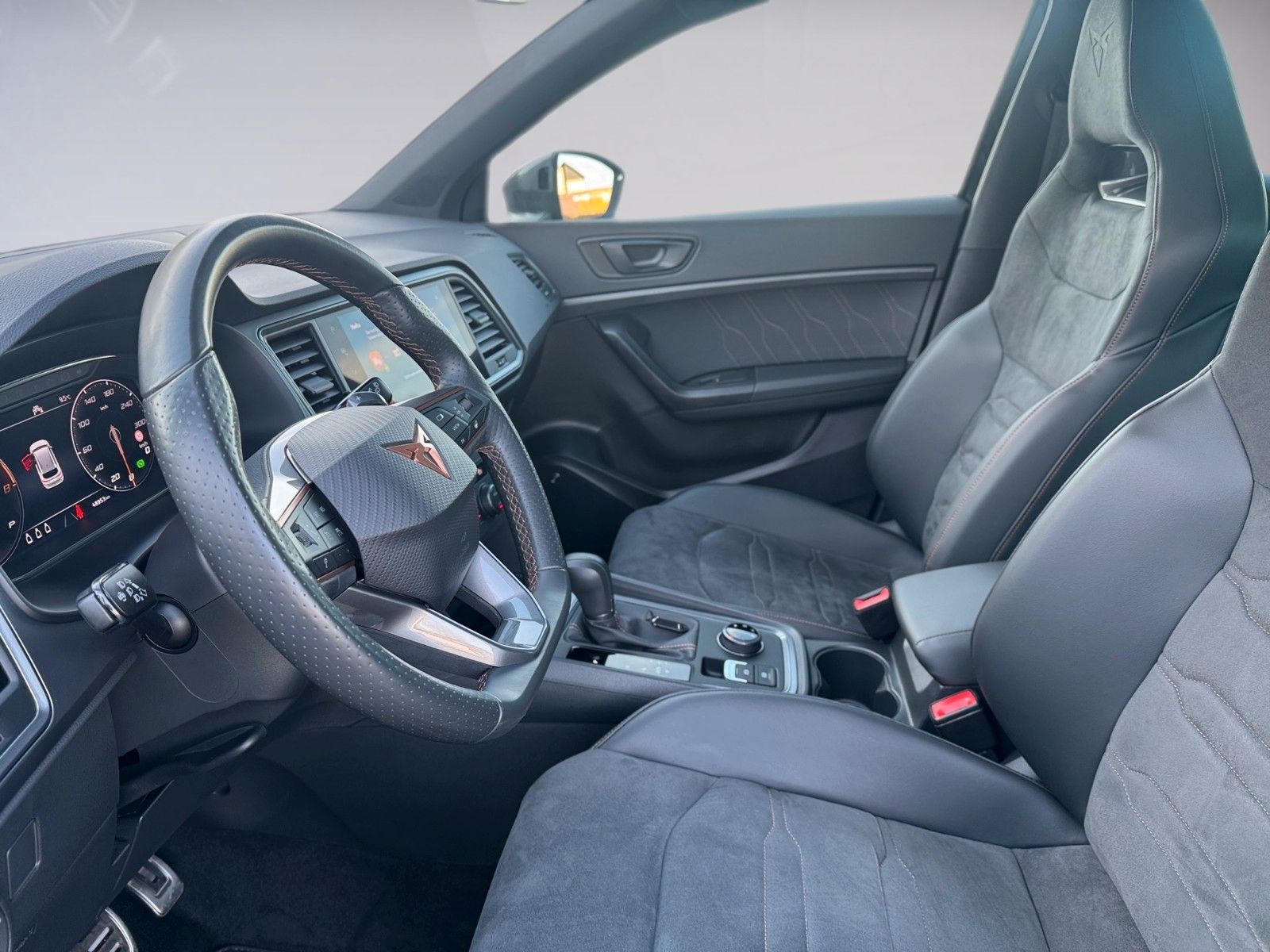 Fahrzeugabbildung CUPRA Ateca 2.0 TSI 4Drive
