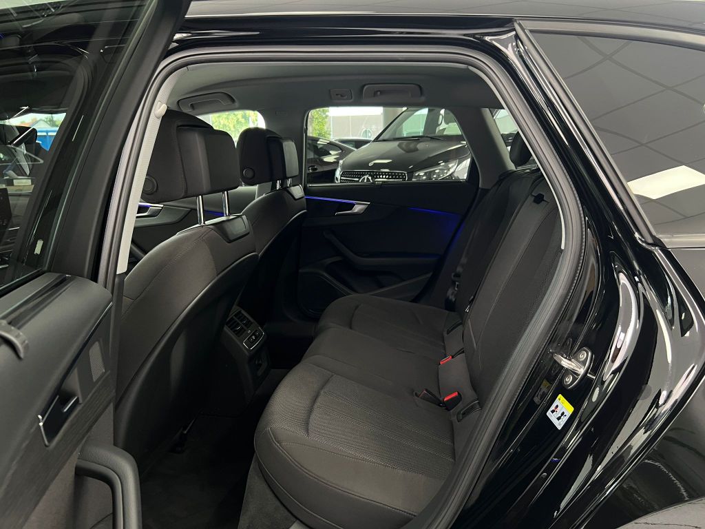 Audi A4 35 TFSI advanced*S-tronic*MATRIX*ACC*MMI*