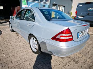 صورة 5 لـ 2006 Mercedes-BENZ C 180