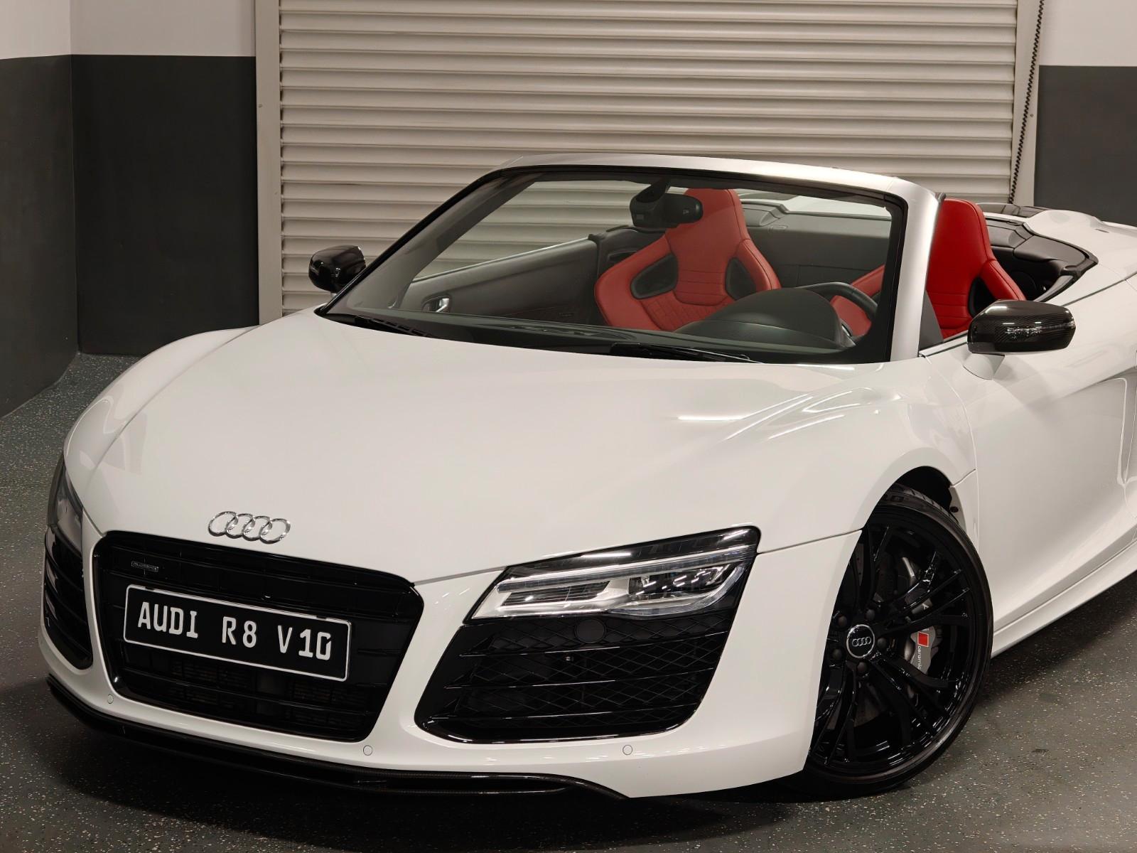 Audi R8 V10 EINMALIG! | 21 TKM | SCHALENSITZE | TRAUM