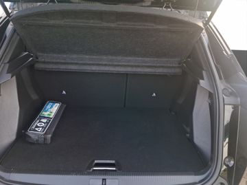 Peugeot 2008 Allure 1.2 PureTech 130 LED+SHZ+Alcant.+PDC