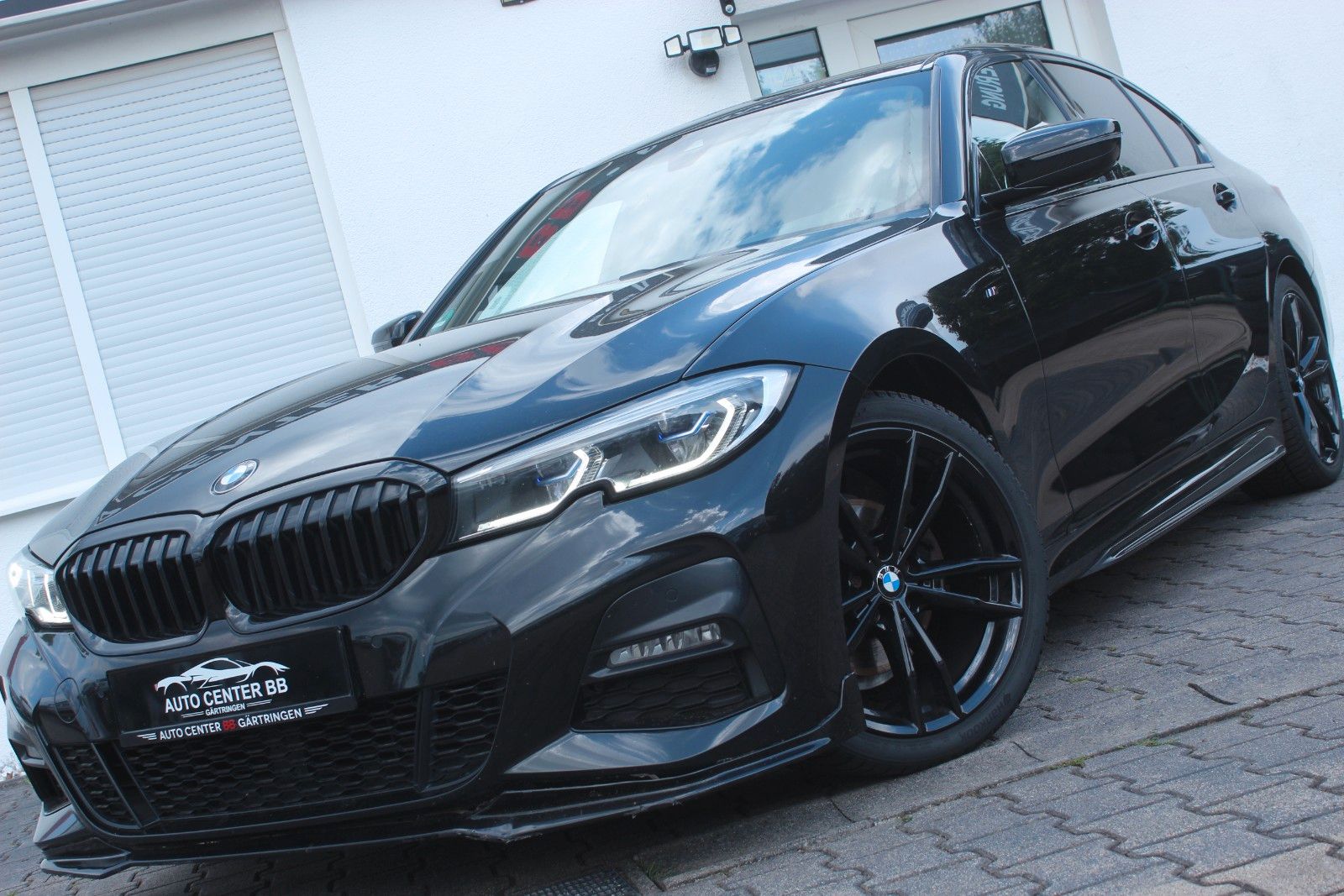 BMW 320 d M-SPORT LASER NAVI AMBIENTE LEDER 19 ALU foto 2