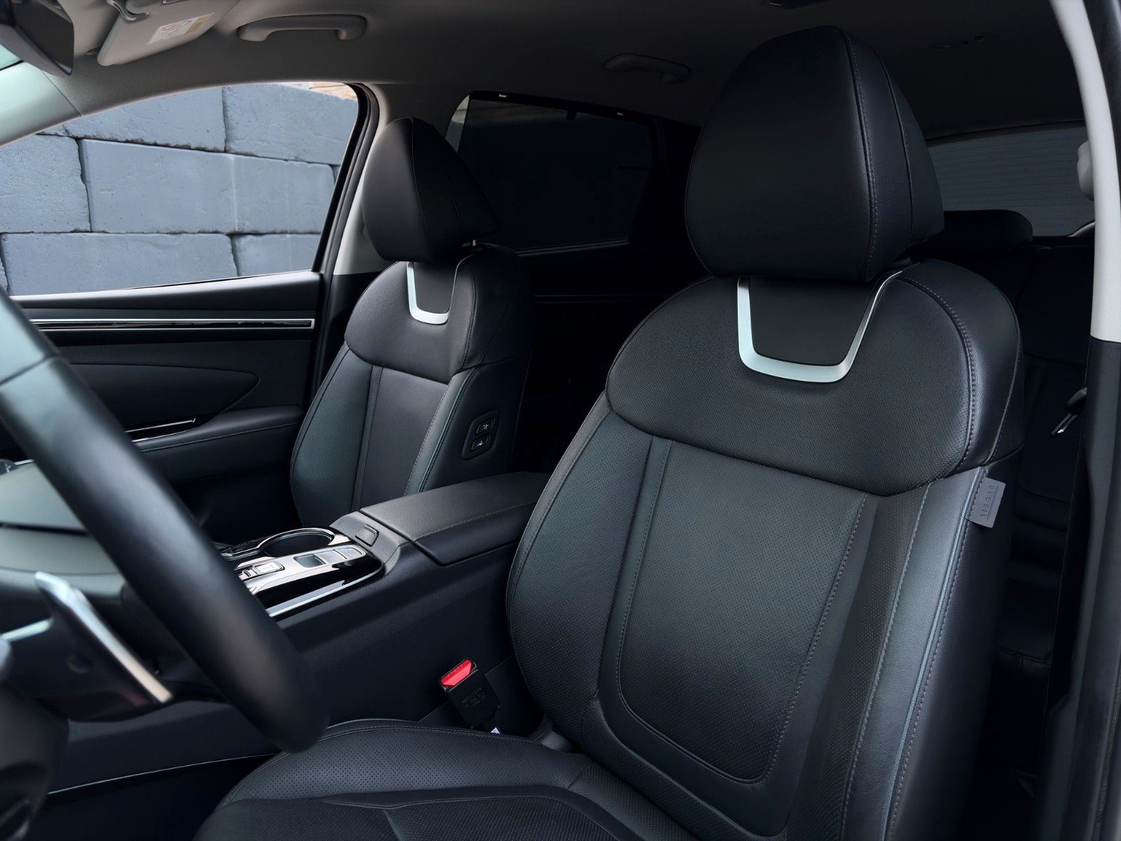 Fahrzeugabbildung Hyundai Tucson 1.6 T-GDI PHEV 4WD CarPlay 360° ACC SBL