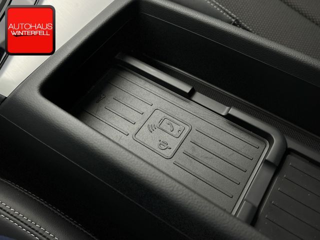 Audi A4 Avant 40 TDI qu S line competition AHK HUD foto 16