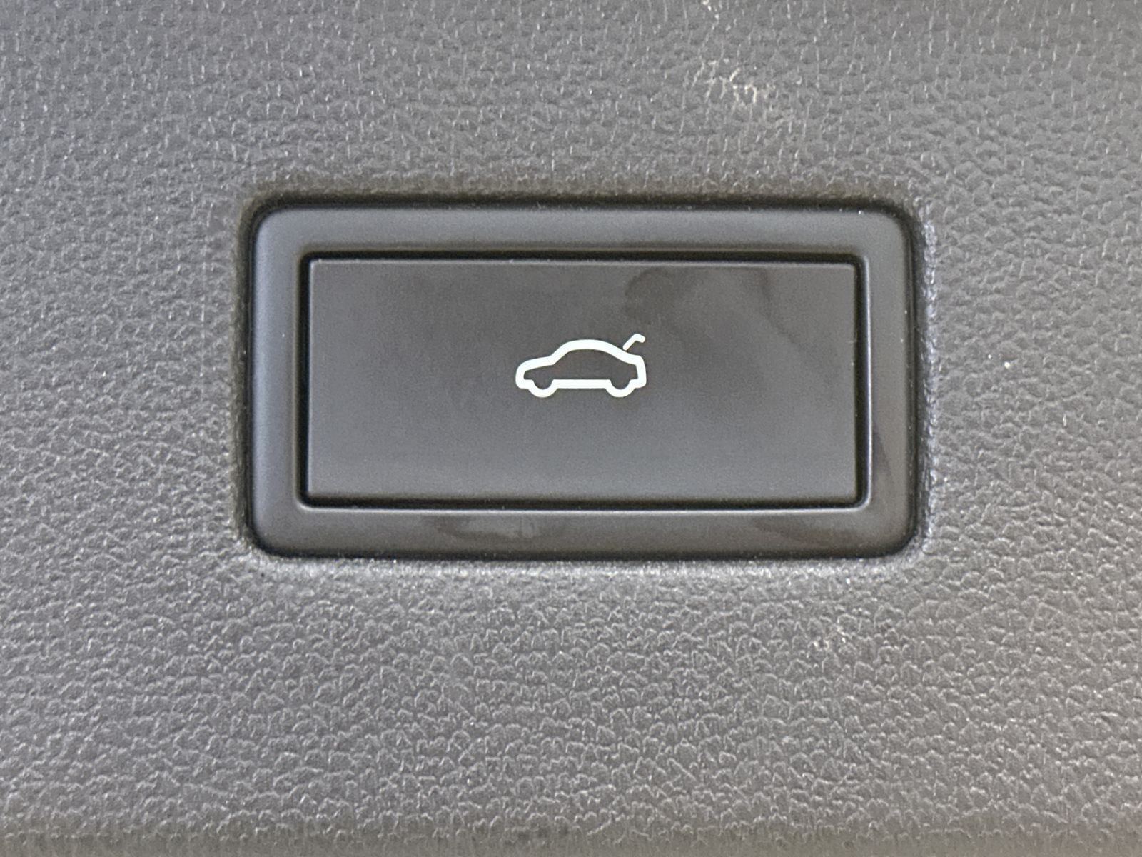 Fahrzeugabbildung Volkswagen Tiguan Allspace 4M R-Line HL NAV+LED+AHK+19ZOLL