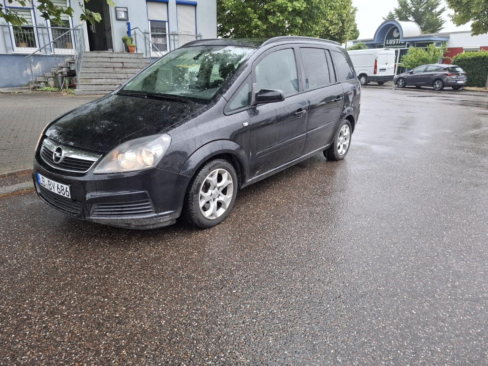 Opel Zafira B Edition