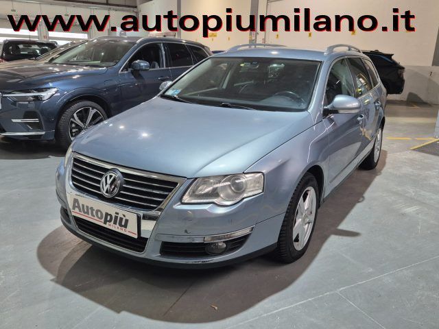 Volkswagen VOLKSWAGEN Passat 2.0 TDI DPF Var. Highline