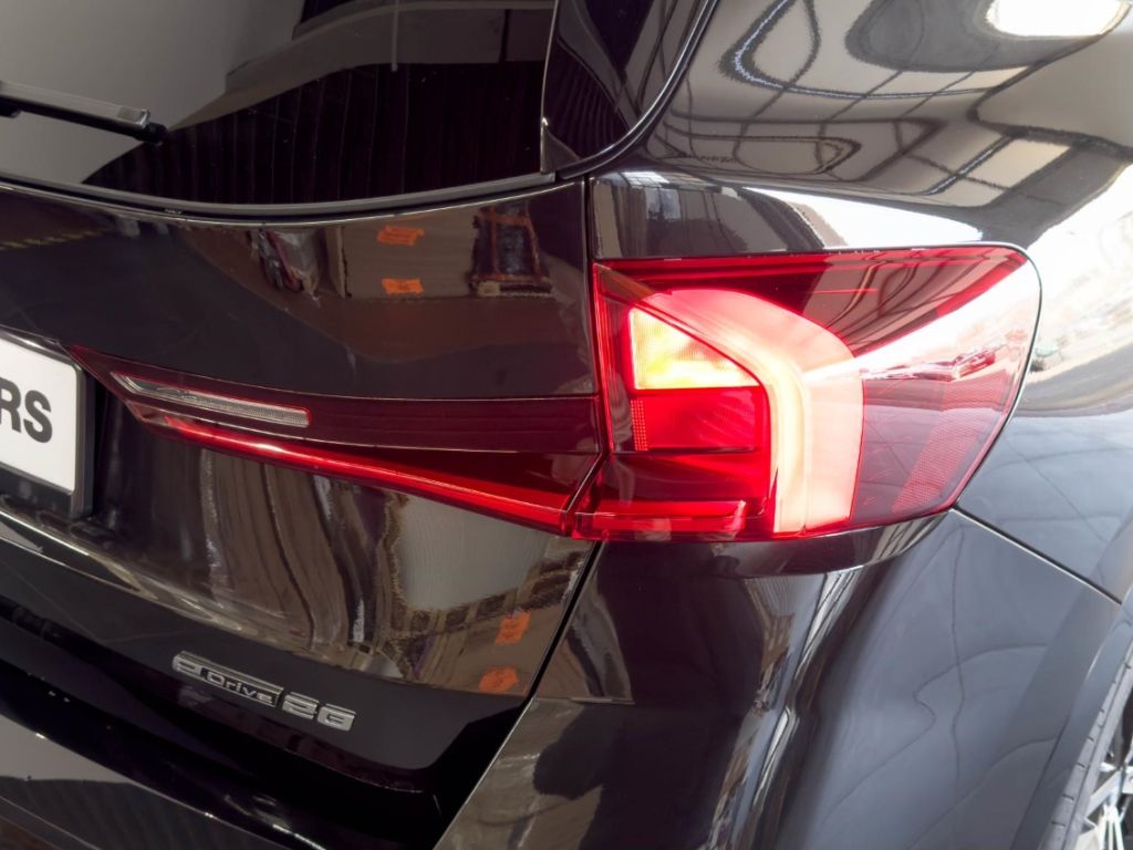 BMW iX1 - Bild 6