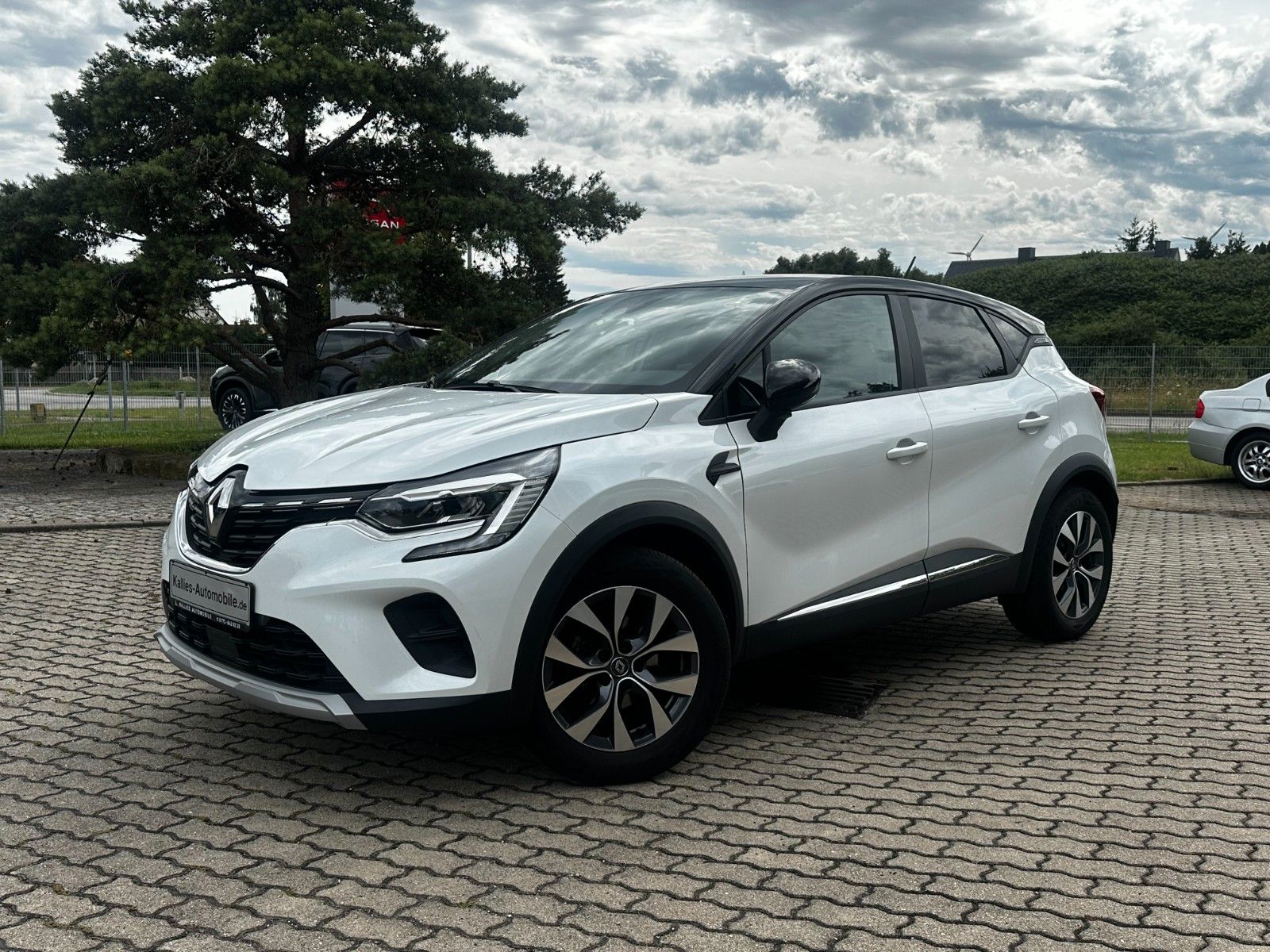 Fahrzeugabbildung Renault Captur II Navi / Klimaautomatik / Top