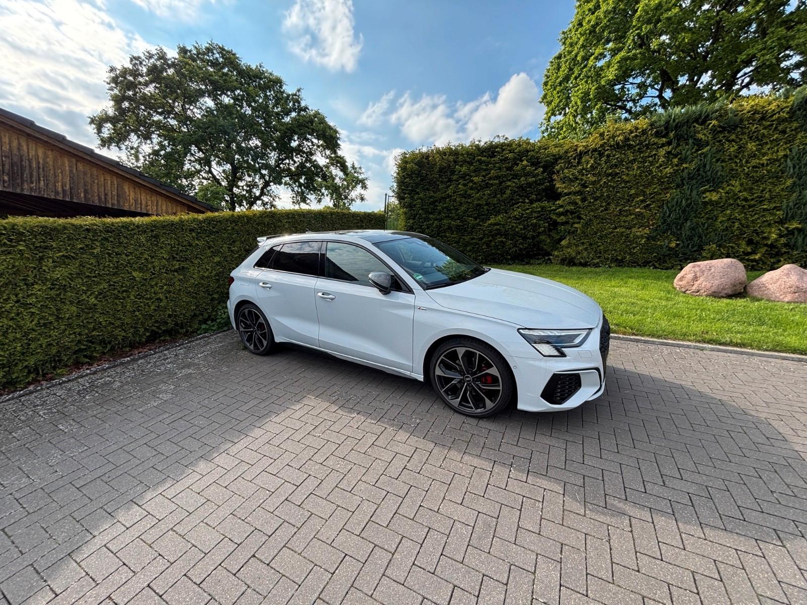 Audi A3 Sportback S line