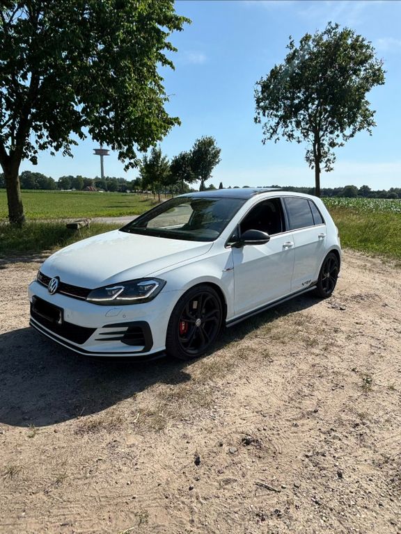 Image of Volkswagen Golf