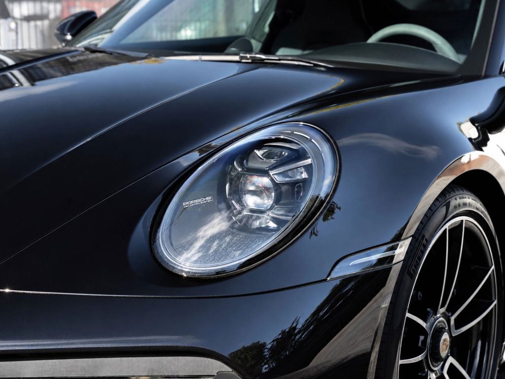 PORSCHE 911 2024