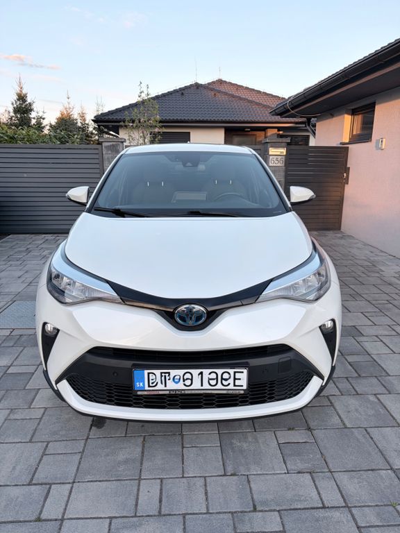 Image of Toyota C-HR