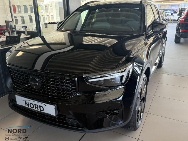 Volvo XC40 B3 Plus Black Edition 2WD/Business-Paket