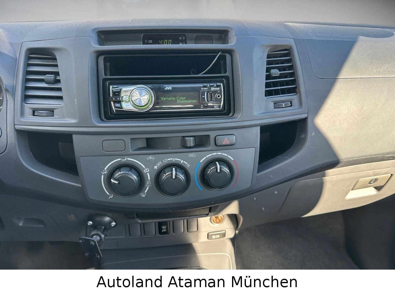 Toyota Hilux Double Cabine 2.5D 144ch - 2 ème main - Carnet entretien - Attelage - Bluetooth