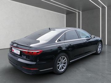 Audi A8 - 2