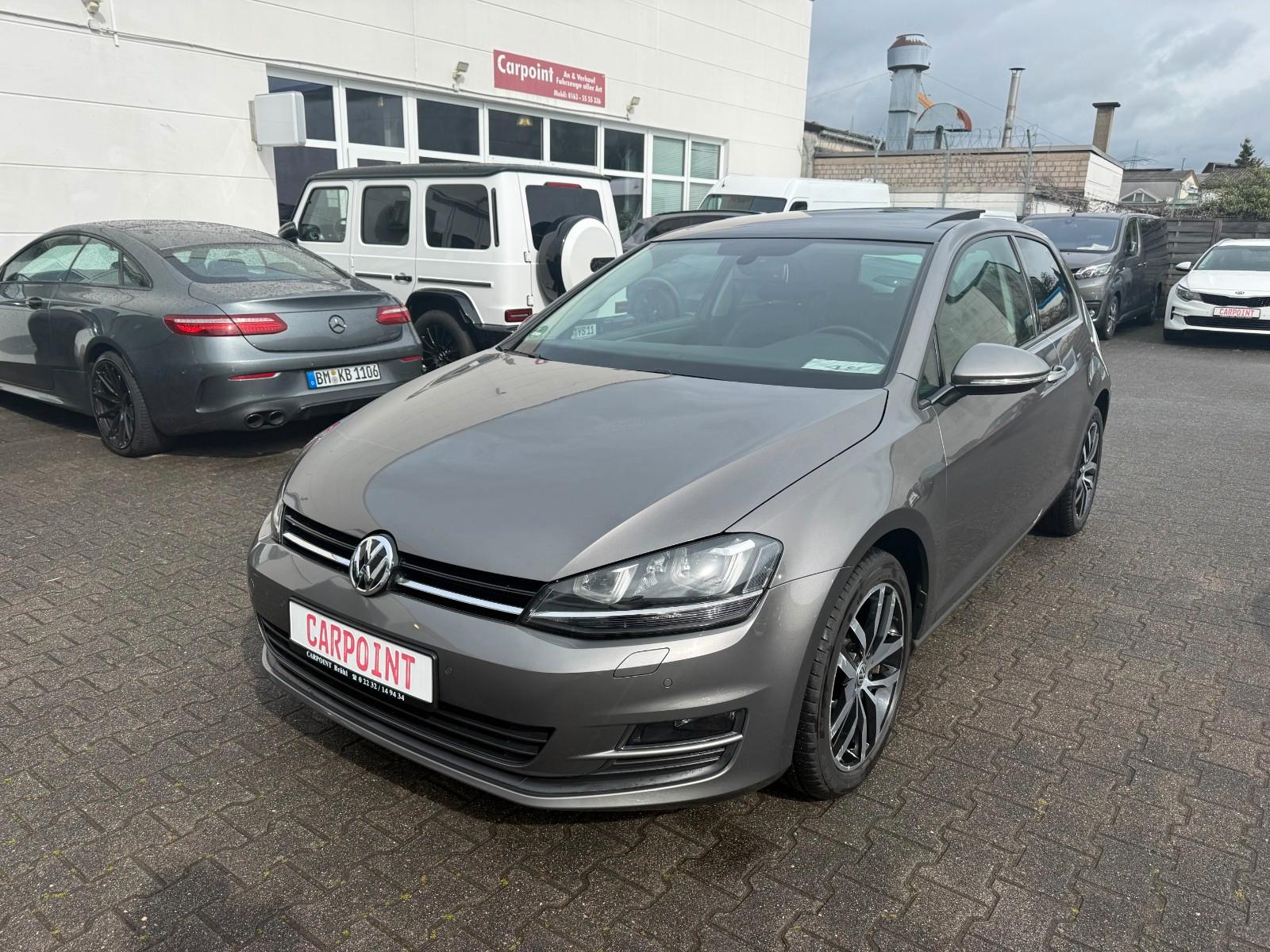 Volkswagen Golf VII PANO/TEILLEDER/KLIMA/PDC/SHZ/8FACH