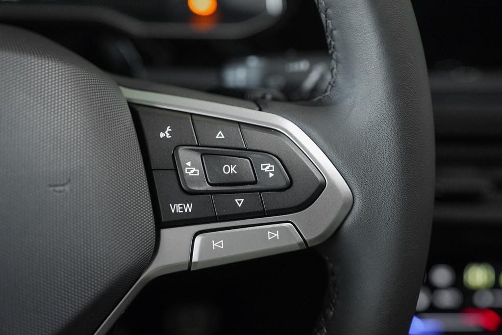 Volkswagen Polo 1,0 l TSI DSG R-Line NAVI Technik-Paket WR, миниатюра 16