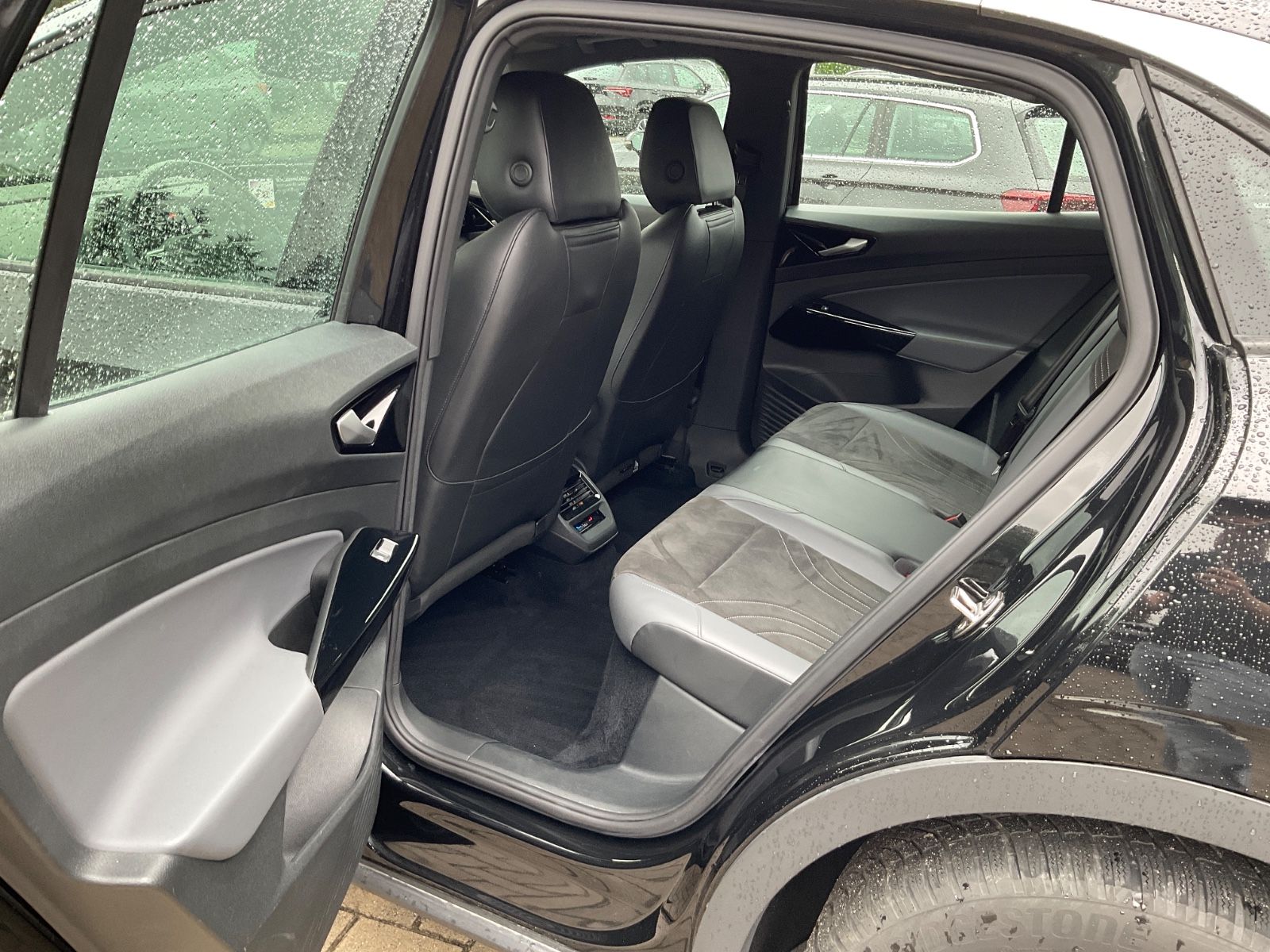 Fahrzeugabbildung Volkswagen ID.5 Pro Perform. 82 kWh 150 kW Pro,Navi,ACC,kam
