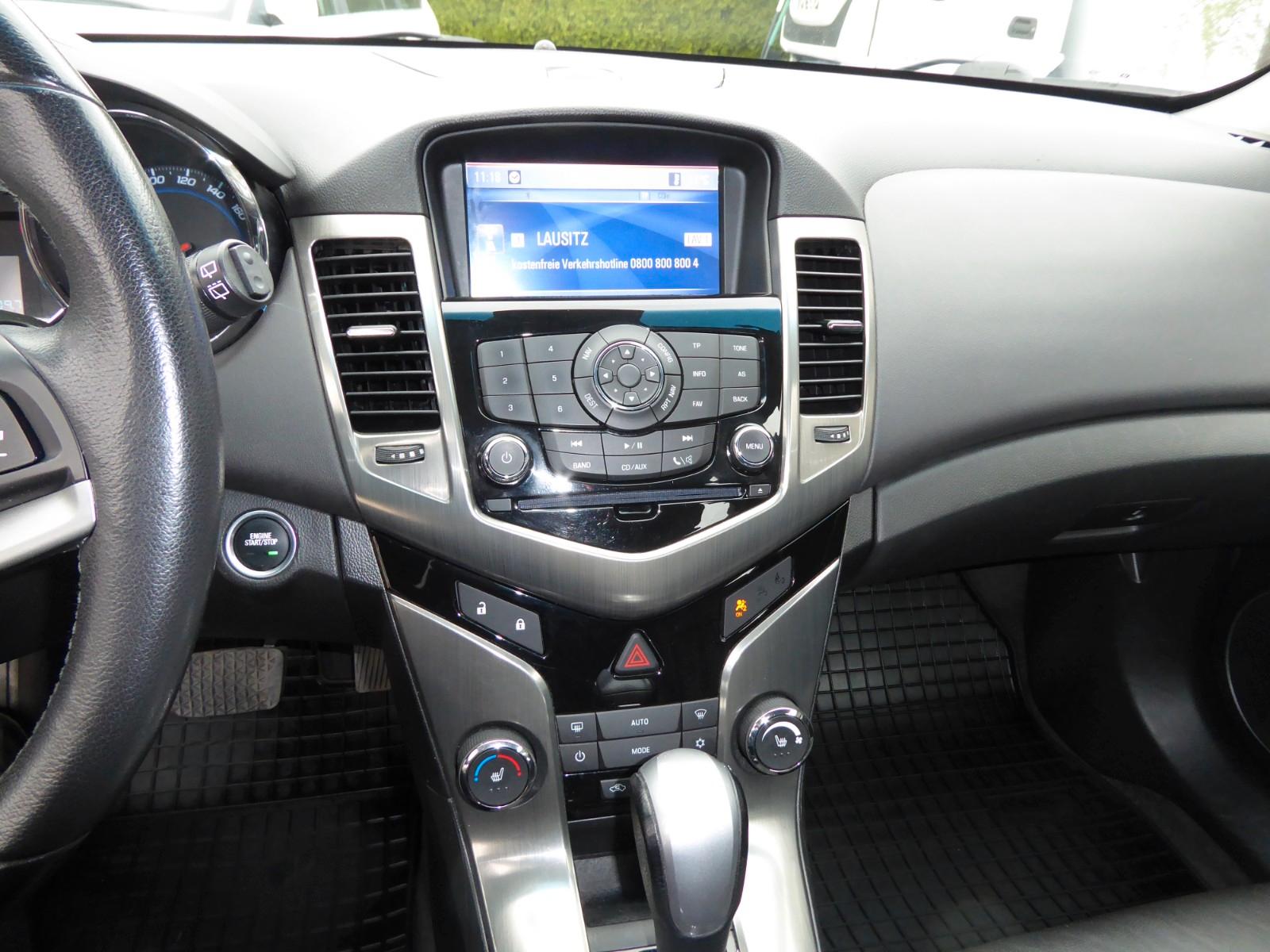 Chevrolet Cruze 2013 — photo 15