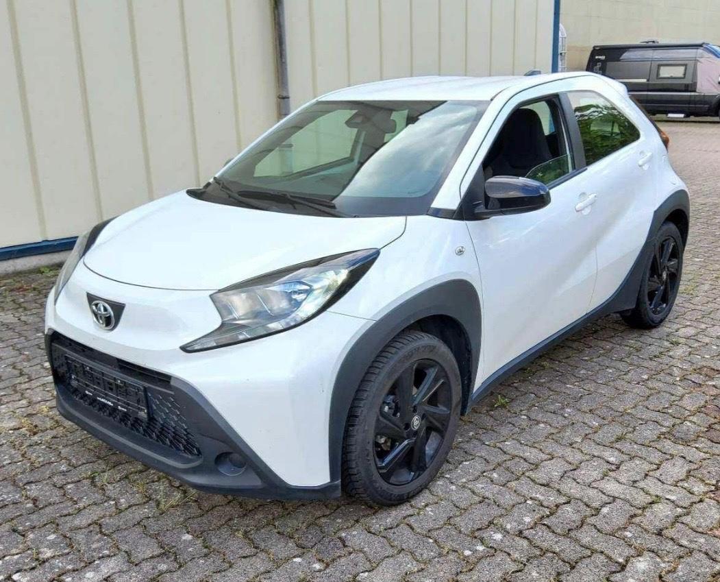 Toyota Aygo X Business Edition KAMERA SHZ