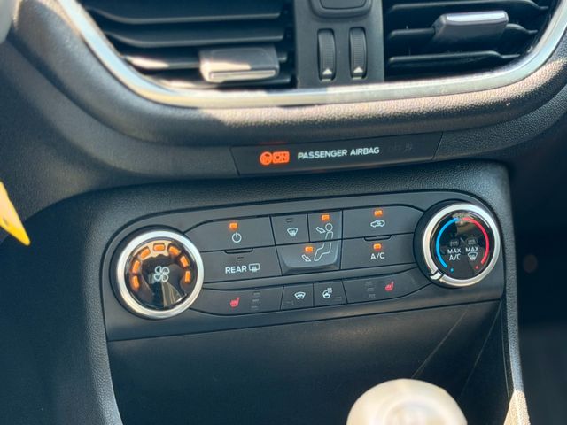 Ford Fiesta *SHZ*LED*LHZ*AC*MFL*PANO*