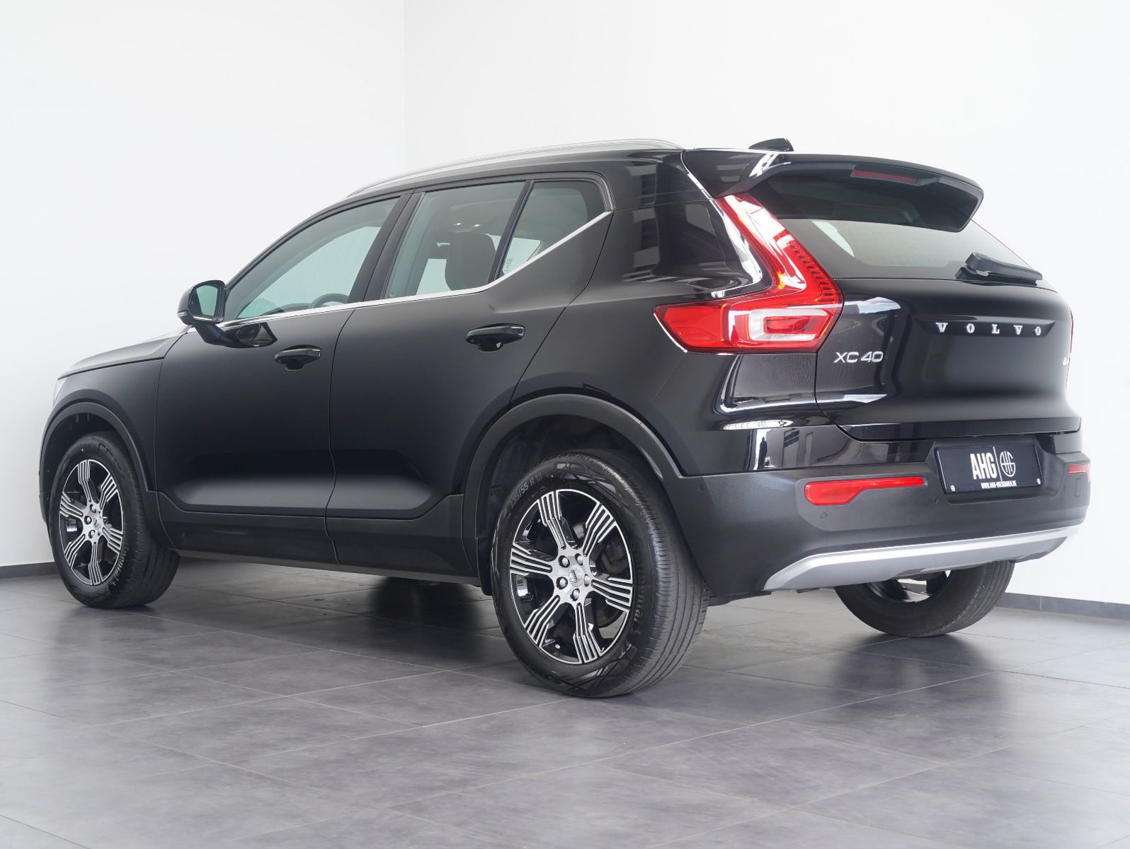 Fahrzeugabbildung Volvo XC40 B4 B Inscription LED/NAVI/ACC/LEDER/360°