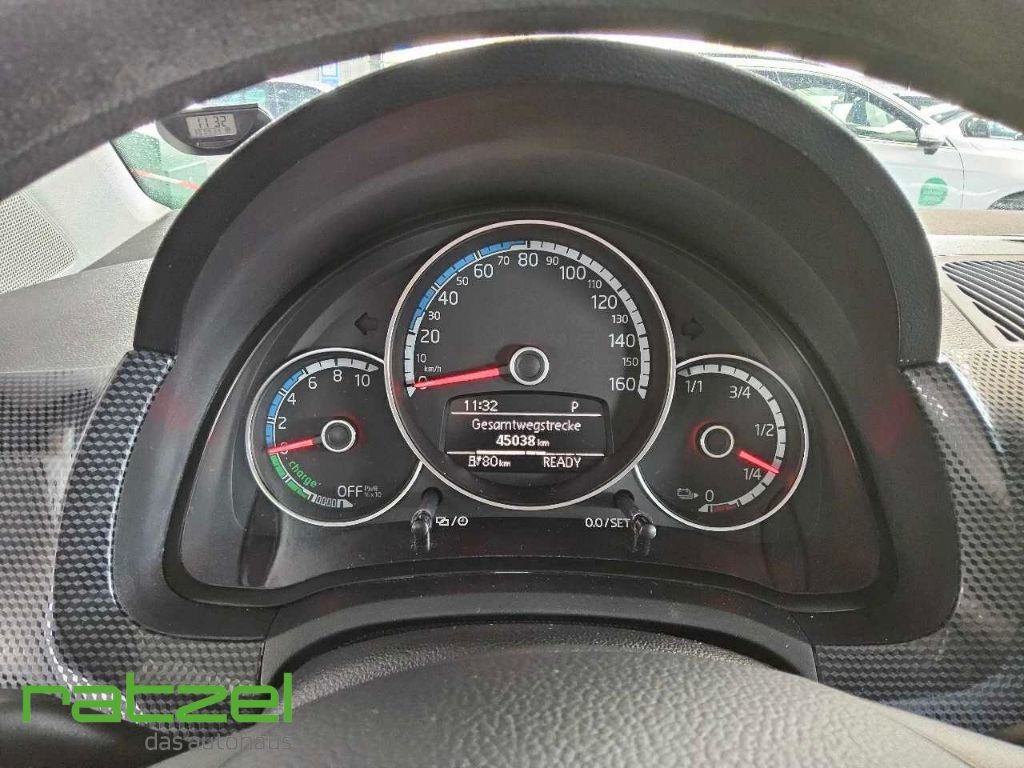 Fahrzeugabbildung Volkswagen up e-up! move Klimaautom DAB eFH Bluetooth