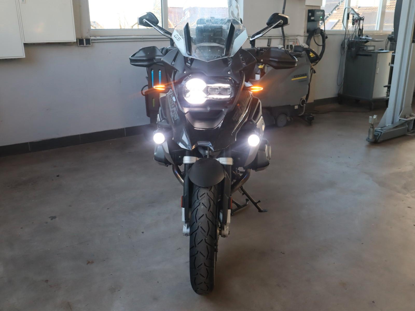 BMW R 1250 GS Triple-Black