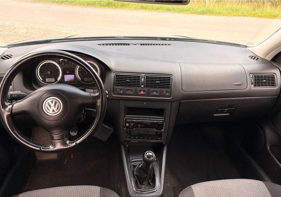 Volkswagen Golf 2004 — photo 10