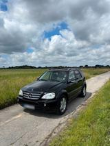 Mercedes-Benz ML 400 CDI 3.5t AHK, Klima, ... - Mercedes-Benz ML 400 mit Diesel-Antrieb