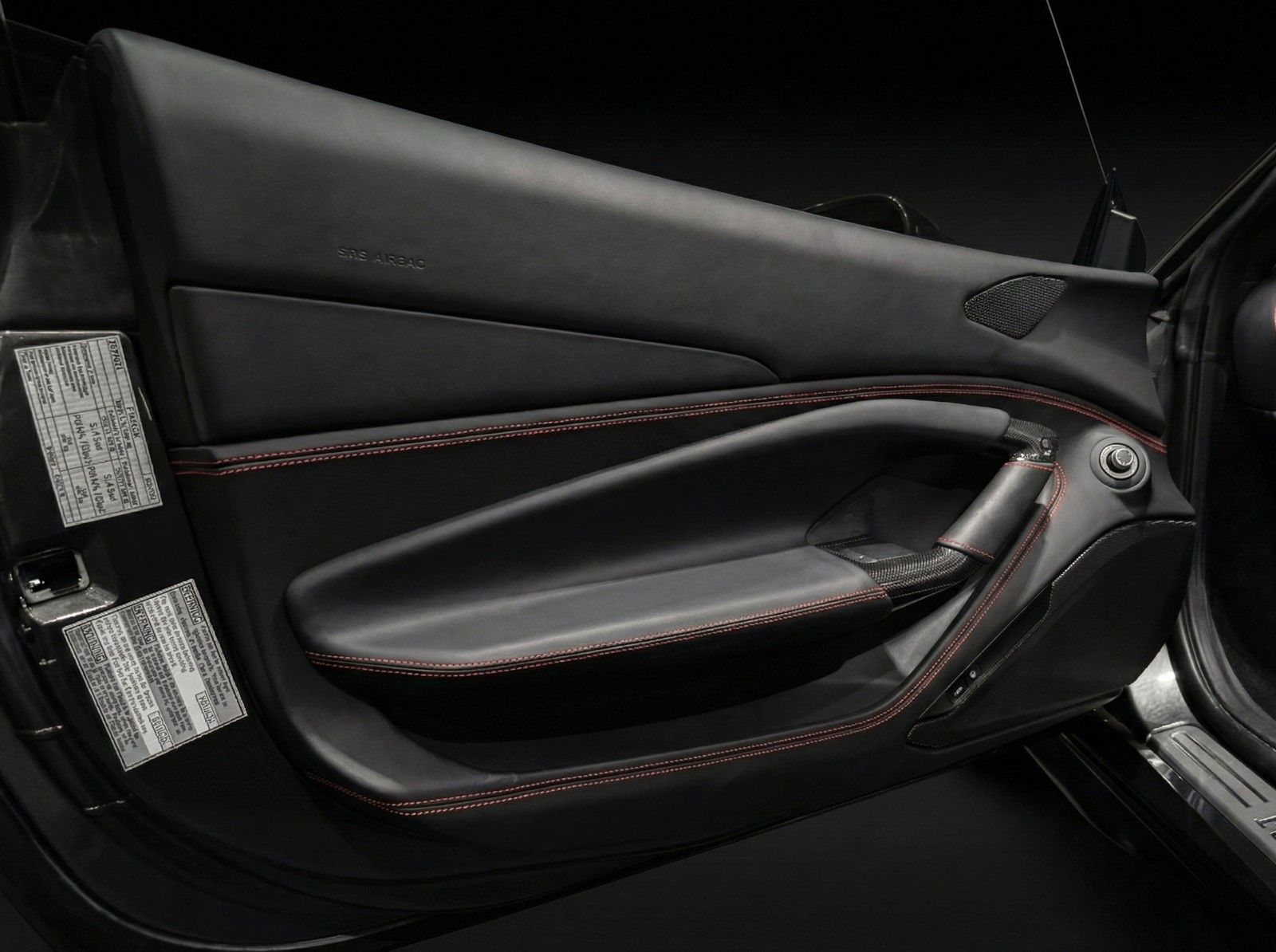 Fahrzeugabbildung Ferrari F8 Tributo | Carbon | Racing | LED