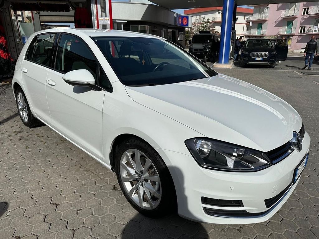 Image of Volkswagen Golf