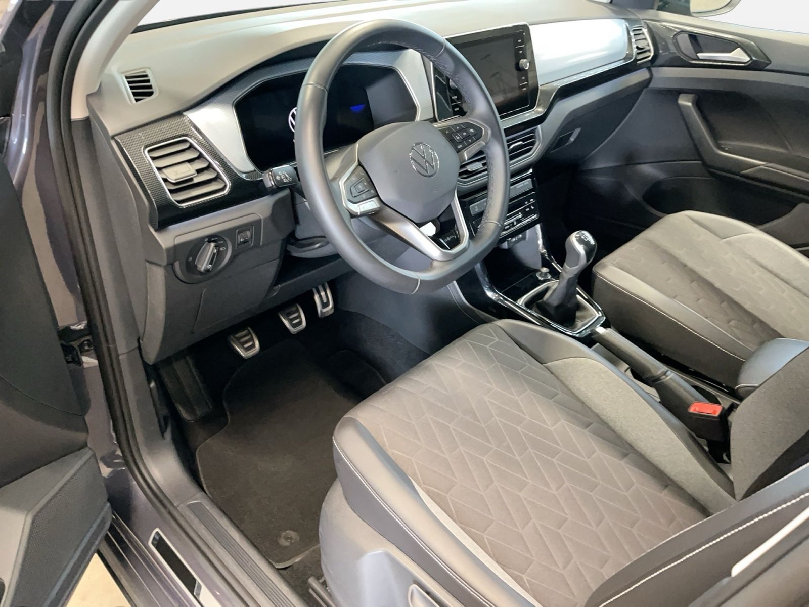 Volkswagen T-Cross - Bild 10