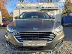 Fahrzeugabbildung Ford Mondeo Hybrid Titanium LED Spur Automatik Kamera