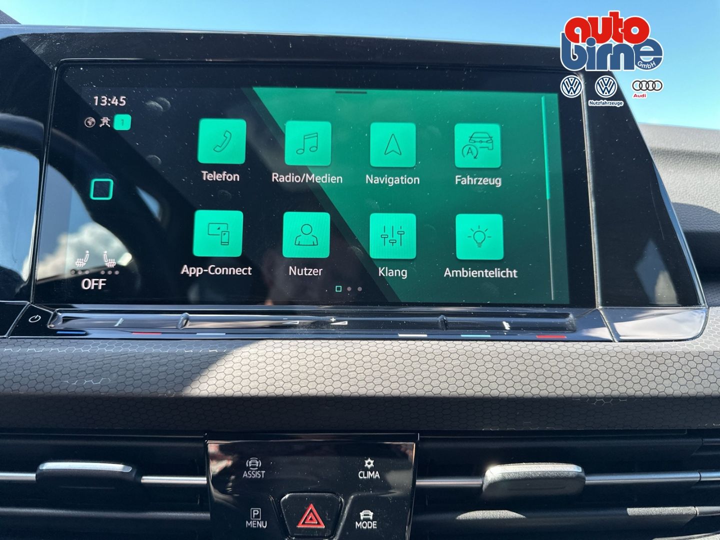 Golf VIII GTE eHybrid HUD StandHZG AHK Panodach