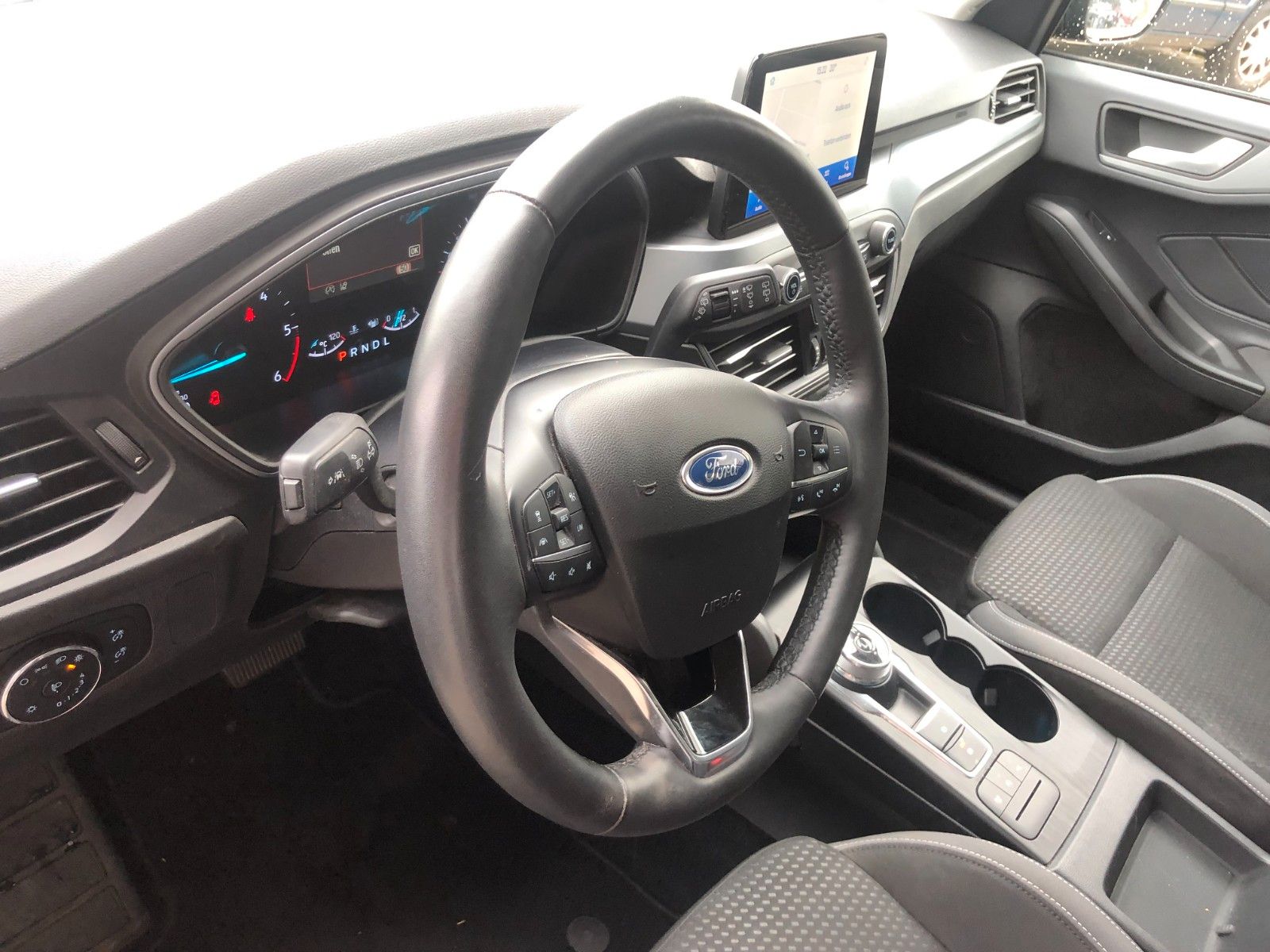 Fahrzeugabbildung Ford Focus Turnier Cool & Connect